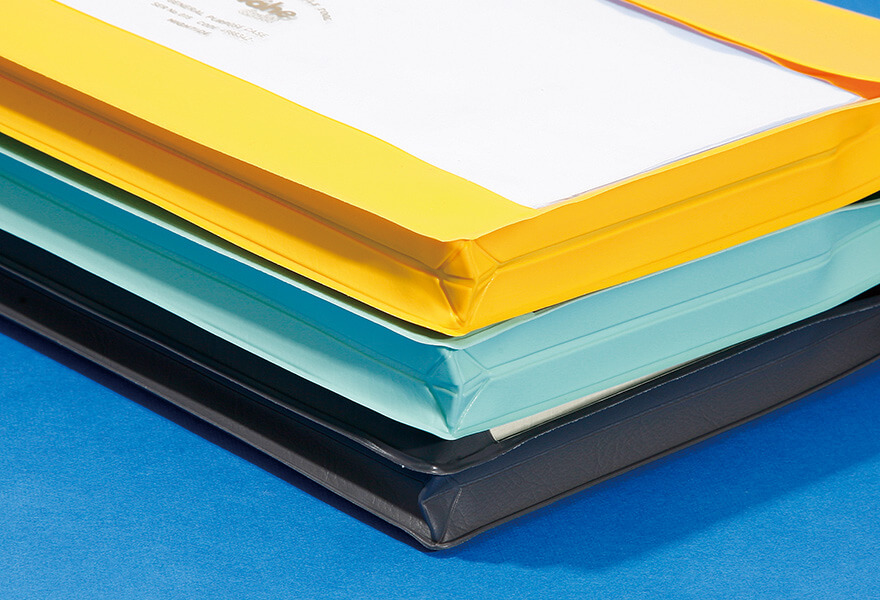 収納の幅が広がるたっぷりのマチ付き