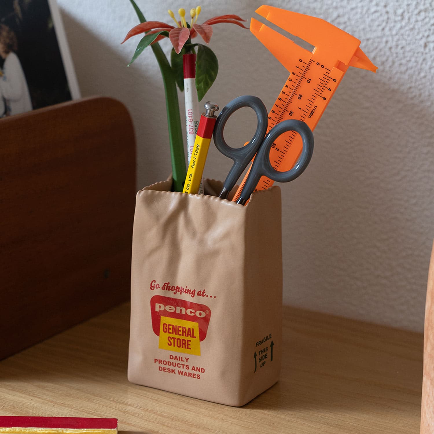 ペンコ ブラウンバッグスタンドの画像